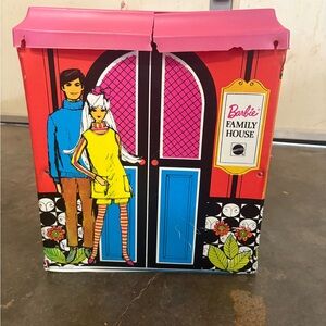 Mattel 1968 family house dollhouse
